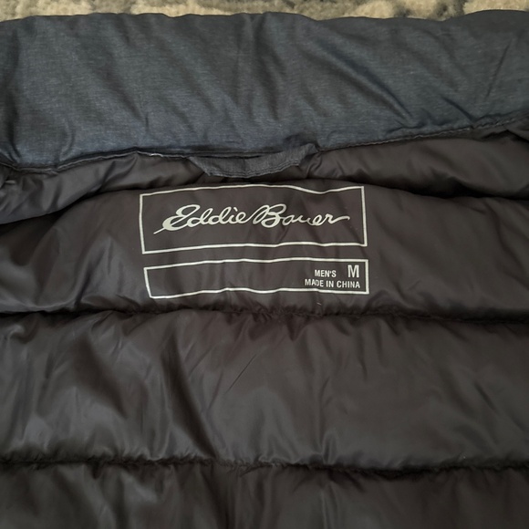 Eddie Bauer Vest - Picture 2 of 3